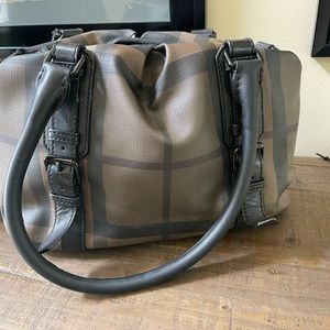 Burberry shoulder bag